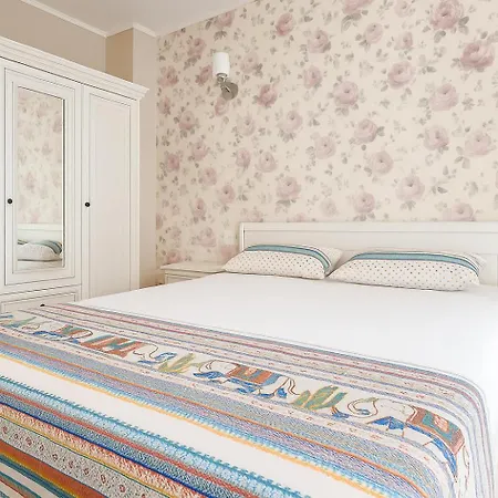 Pink Park Loft *